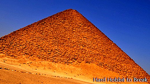 Rød pyramide