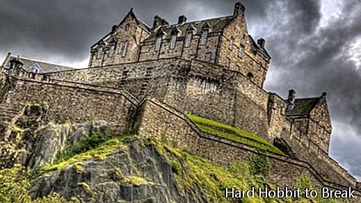 قلعة ادنبره