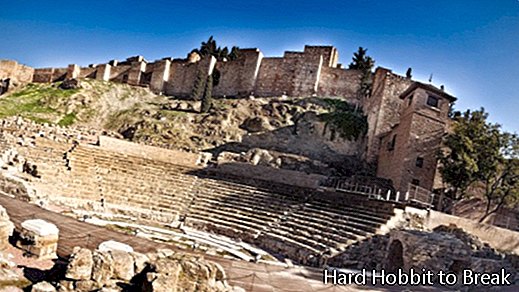 Θέατρο-Ρωμαϊκή