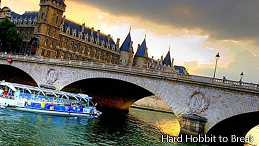 Cruise-on-the-Seine