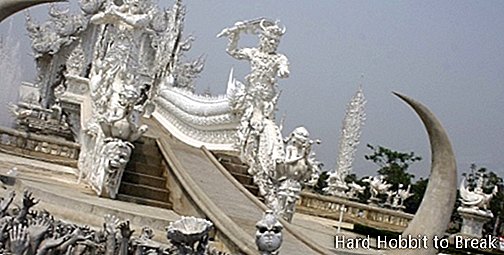 Wat Rong Khun Tajland1